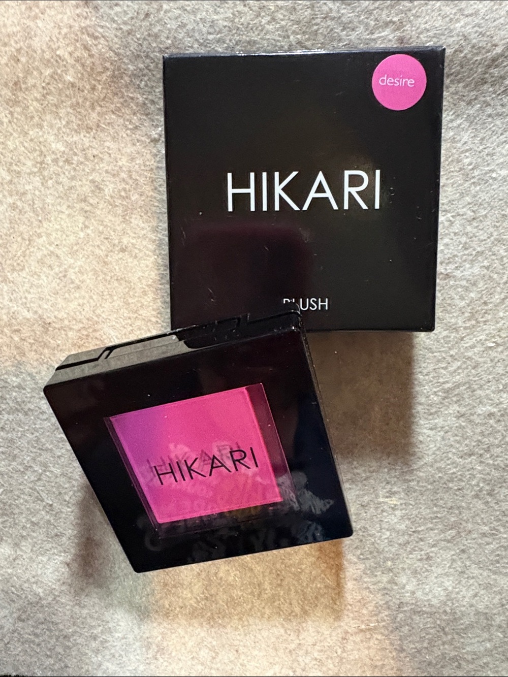 😊 Hikari Cosmetics-Desire Pink Powder Blush
